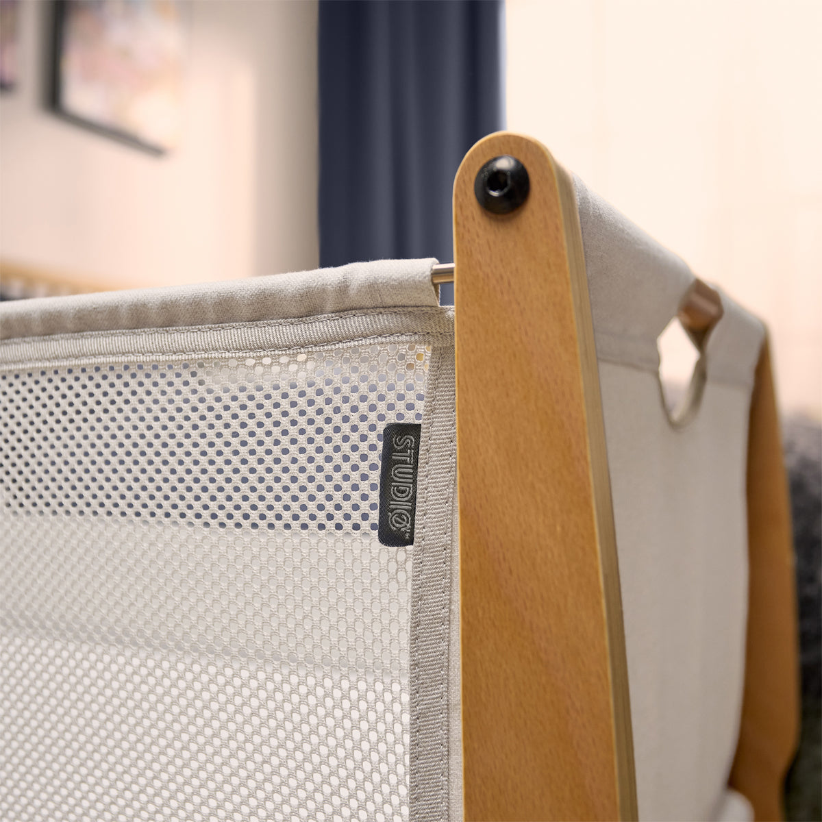 SnuzPod Studio Bedside Crib with mattress - Stockholm Natural