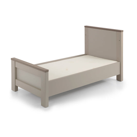 Babystyle Bordeaux Oatmeal Cot Bed