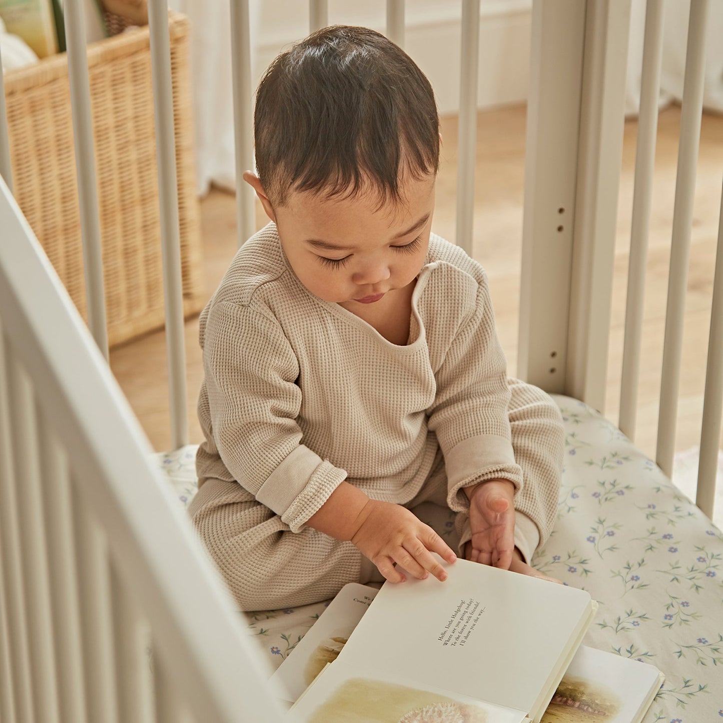 CuddleCo Clara Mini Cot Bed - Cashmere/Ash