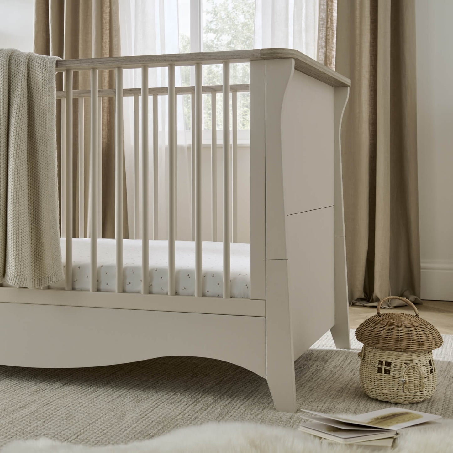 CuddleCo Clara Cot Bed - Cashmere/Ash