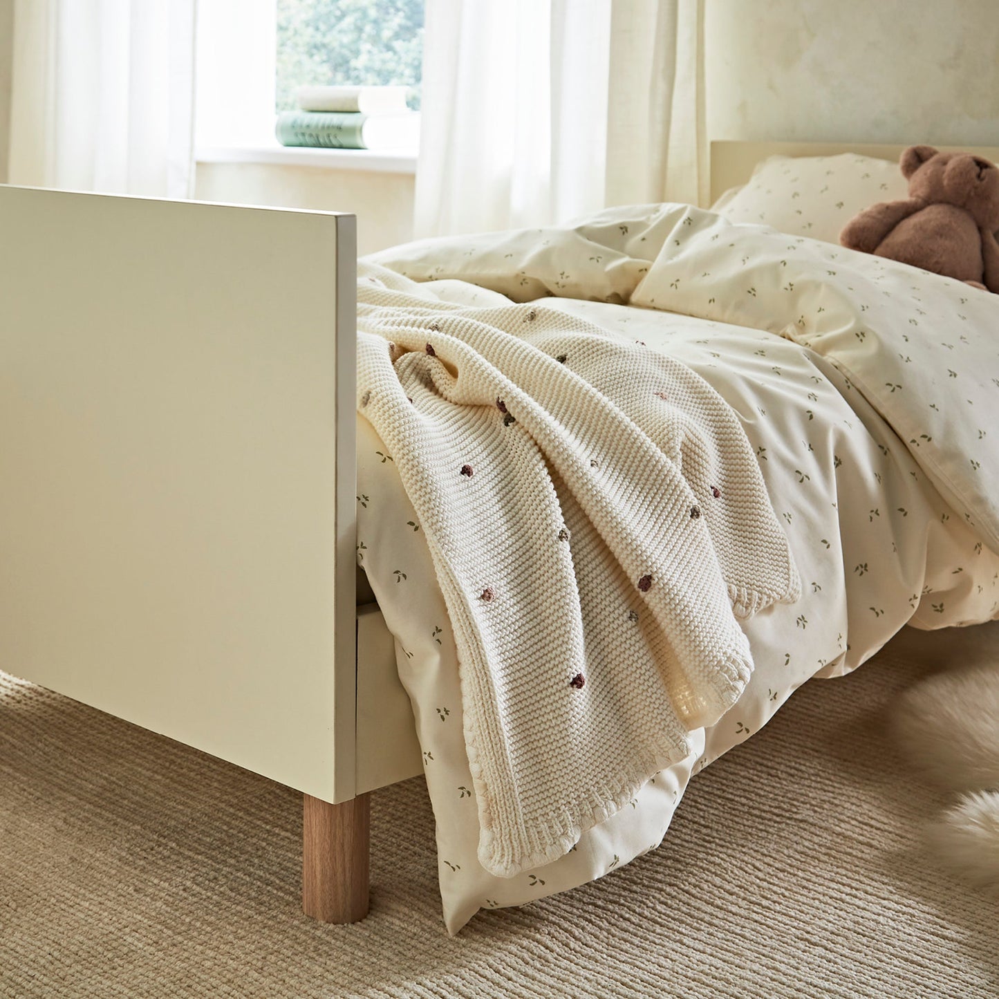 CuddleCo Harper 2pc Set Cot Bed & Dresser Change - Cream & Ash