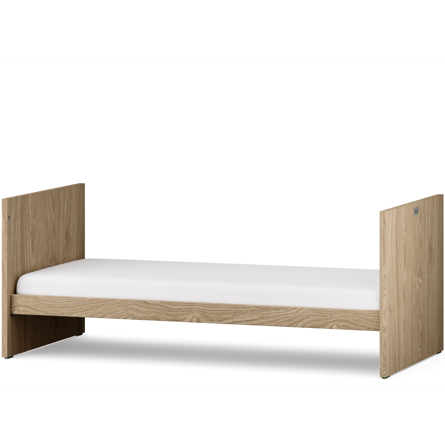 Silver Cross Geneva 2 Piece Nursery Set (Cot Bed & Dresser)