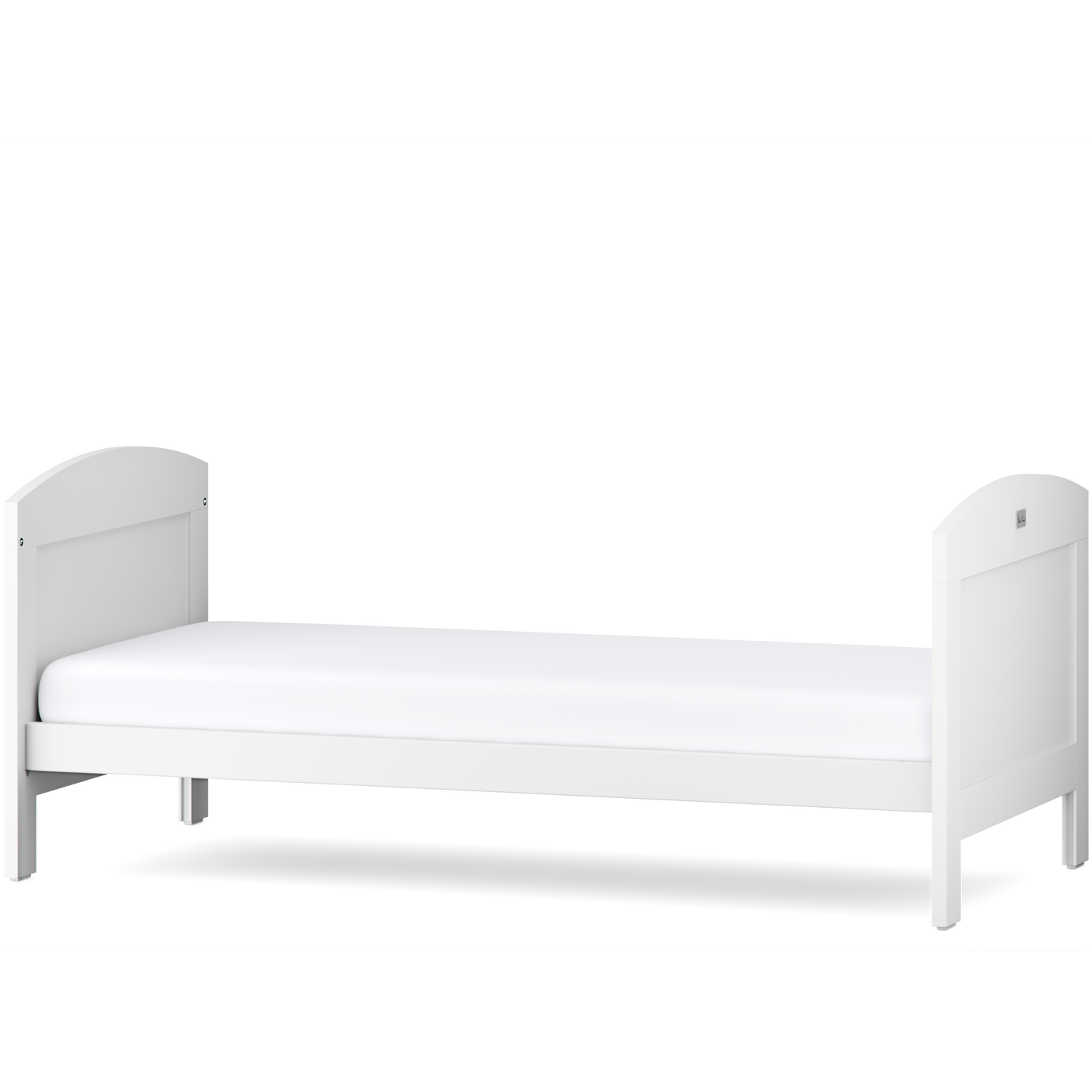 Silver Cross Valencia 2 Piece Nursery Set (Cot Bed & Dresser)